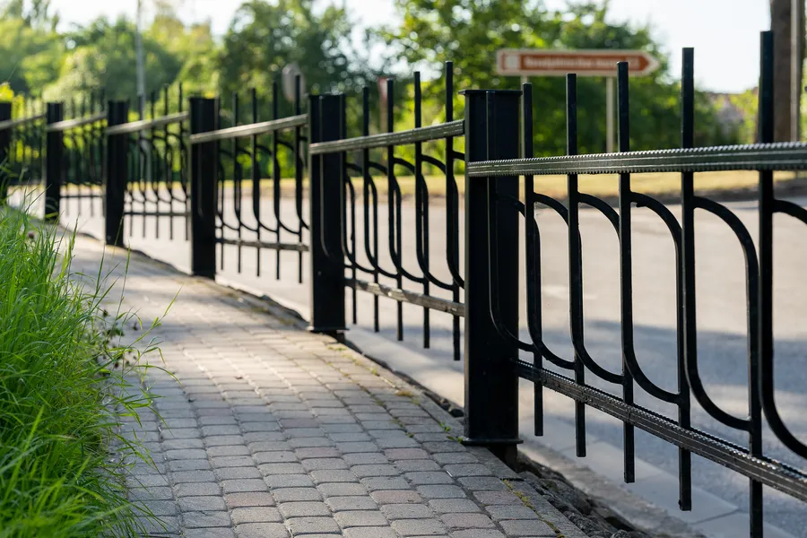 Experienced Aluminum Fence Installation Buford GA Experienced Aluminum Fence Installation Buford GA